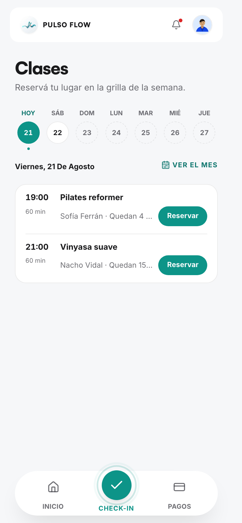 Grilla semanal de clases en la app del socio con el botón Reservar